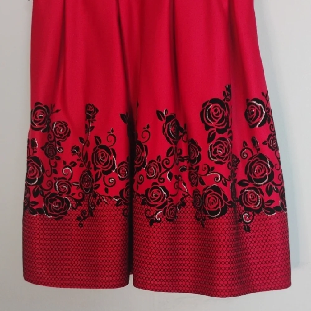 Knitworks Red Black Velvet Floral Detail Holiday Sleeveless Formal Dress Size 16